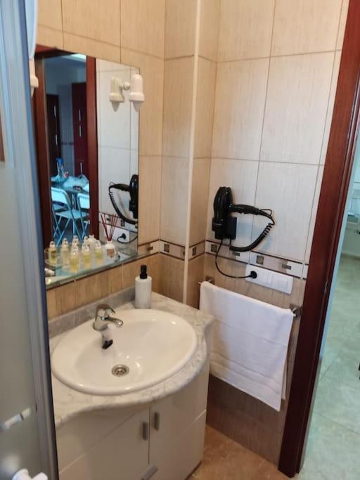 Vv La Isla Apartment Ла Рестинга Екстериор снимка